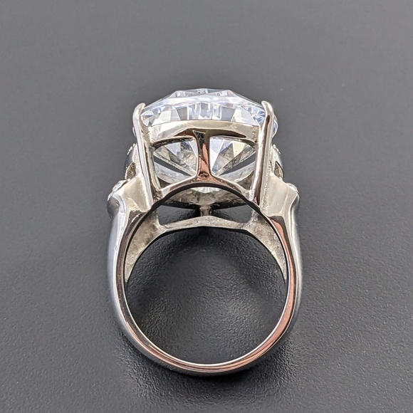 Huge Pear shaped CZ Stainless Steel Ring - Picture 10 of 11